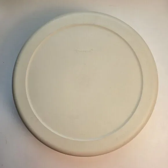 Vintage Tupperware Almond Divided Vegetable Fruit Chip & Dip Serving Tray & Lid - Picture 5 of 7